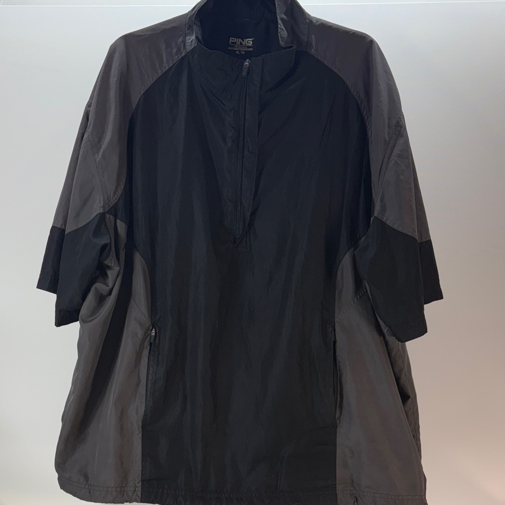 Ping Performance Black & Gray 1/2-Zip Short Sleeve Windbreaker Side Pockets